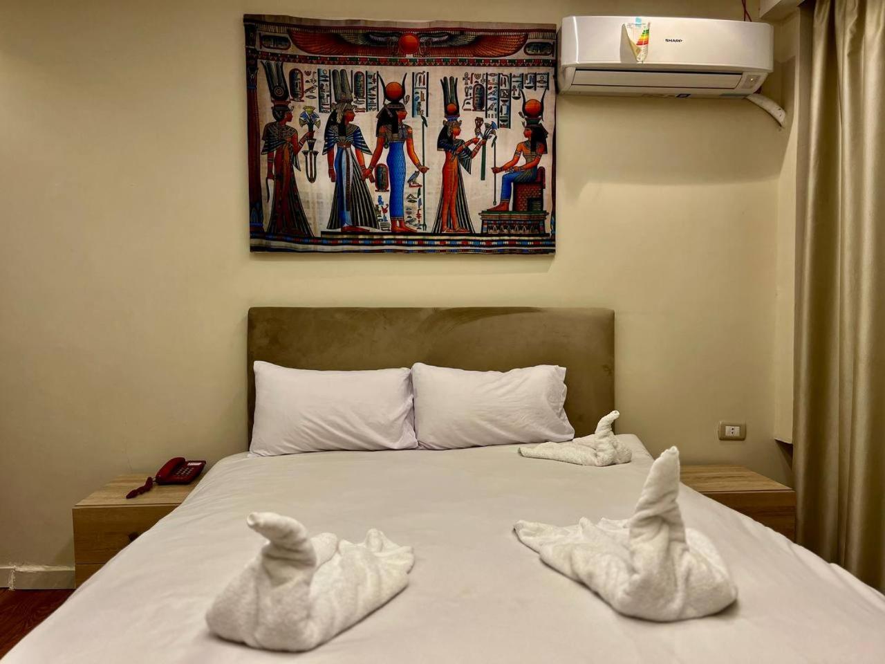 Majestic View Pyramids Inn Kafrat al Jabal Bagian luar foto